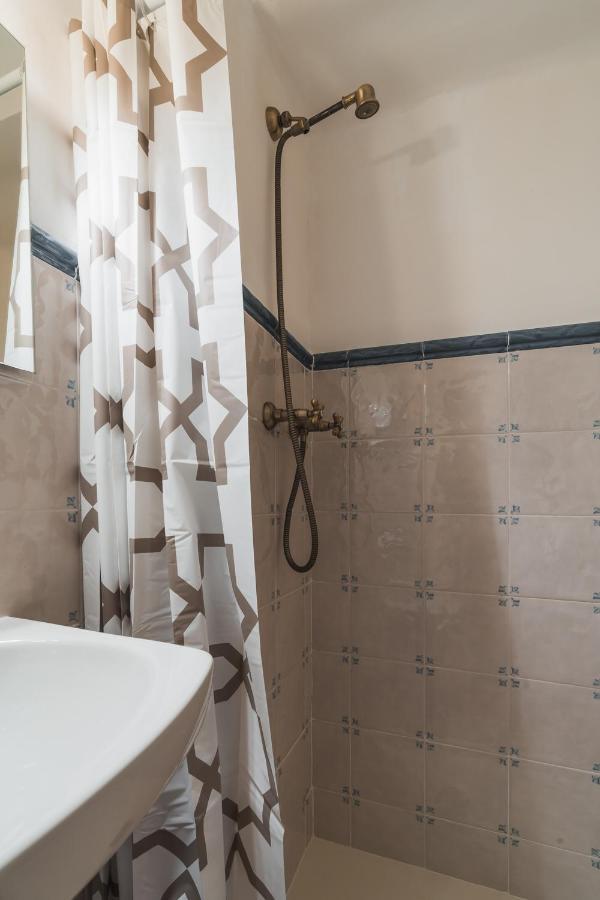 Tuguest Cobertizo Duplex Apartment Granada Exterior photo